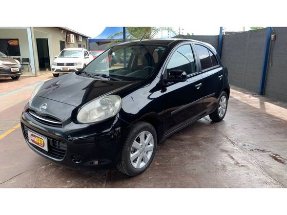 NISSAN MARCH 1.6 SV 16V FLEX 4P MANUAL NISSAN MARCH 1.6 SV 16V FLEX 4P MANUAL